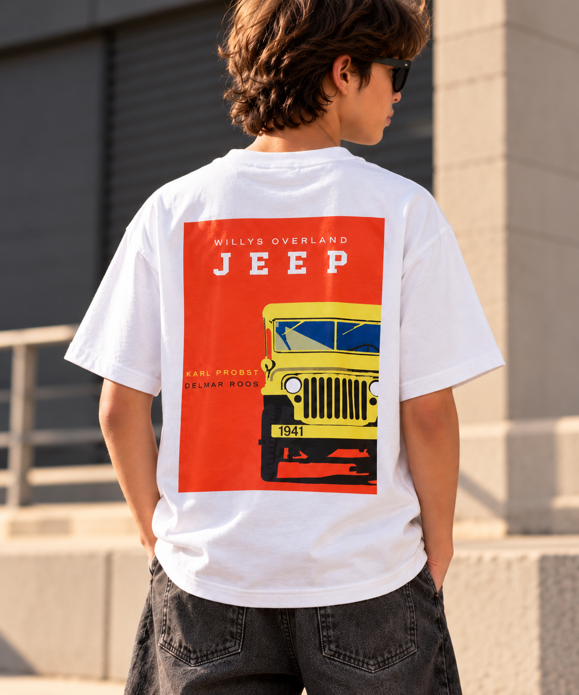 White Oversized Graphic T-Shirt – Retro 4x4 Print – 240 GSM – photo 2